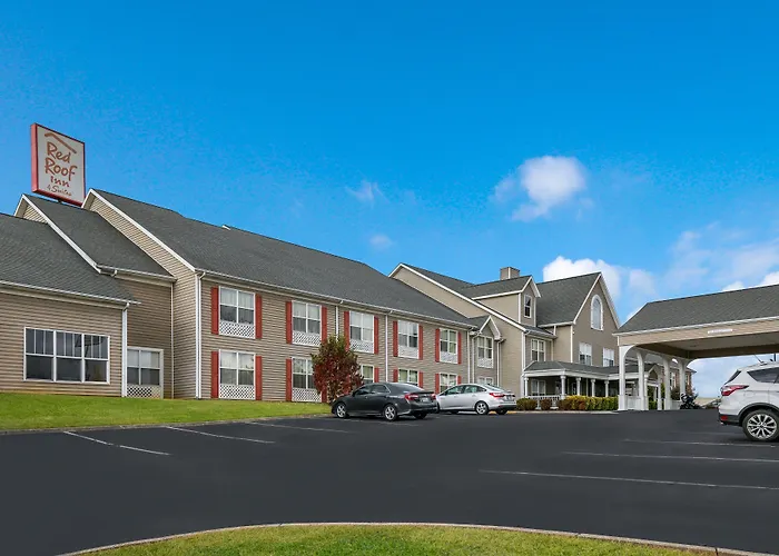 Red Roof Inn & Suites East